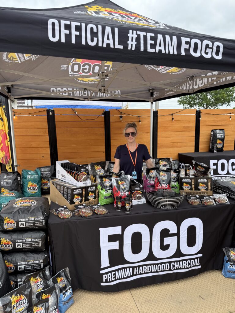 FOGO premium charcoal booth